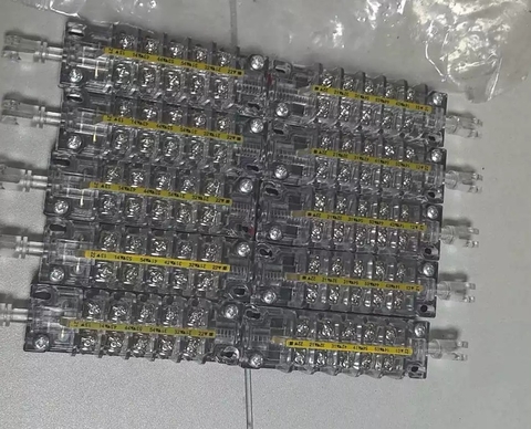 Tiếp điểm phụ máy cắt VD4, loại 3NO+2NC, 2NO+3NC