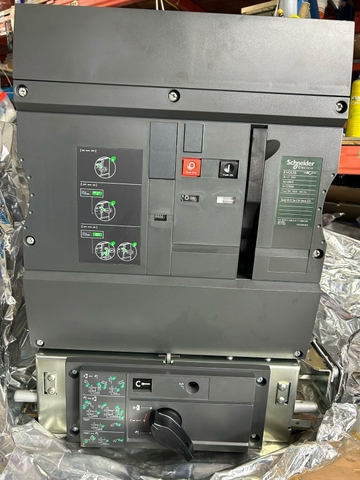 Máy cắt Schneider Evolis 1250A