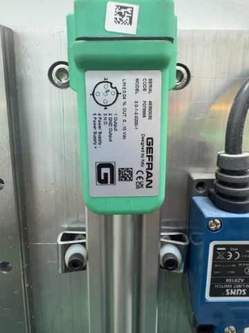 Cảm biến tuyến tính GEFRAN F078965 – Model 3.0-1-3-0200-1