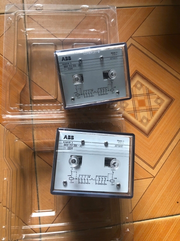 Rơ le Lock out ABB RXMVB 2, RXMVB 4