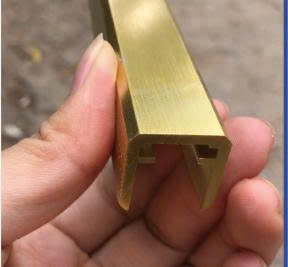 TAY VỊN NHÔM 3D (20*20*3) - VÀNG