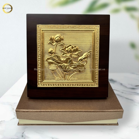 TRANH HOA SEN BẰNG ĐỒNG DÁT VÀNG - KÍCH THƯỚC 20X20CM