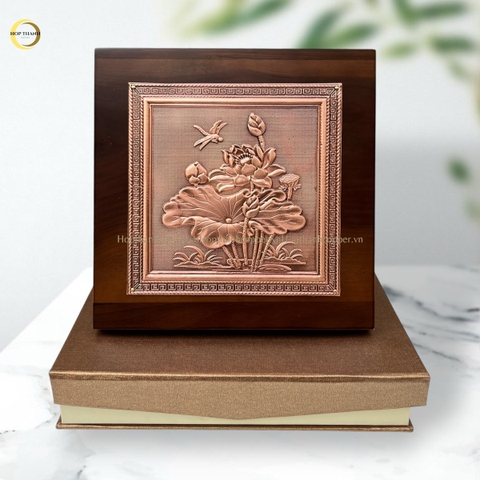TRANH HOA SEN BẰNG ĐỒNG ĐỎ GIẢ CỔ - KÍCH THƯỚC 20X20CM