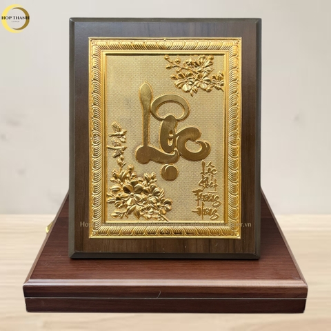 TRANH CHỮ LỘC THƯ PHÁP BẰNG ĐỒNG MẠ VÀNG 24K QUÀ TẶNG ĐỂ BÀN (KÍCH THƯỚC 20X25CM)