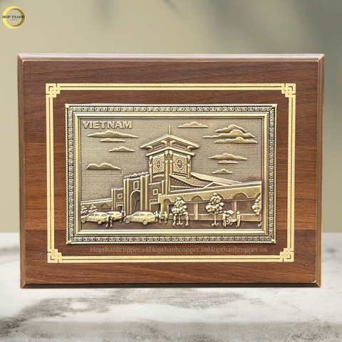 TRANH CHỢ BẾN THÀNH BẰNG ĐỒNG VÀNG GIẢ CỔ - TRANH QUÀ TẶNG ĐỂ BÀN (KÍCH THƯỚC 22X17CM )
