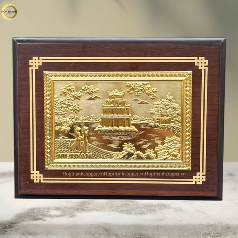 TRANH HỒ HOÀN KIẾM BẰNG ĐỒNG DÁT VÀNG - TRANH QUÀ TẶNG ĐỂ BÀN (KÍCH THƯỚC 22X17CM )