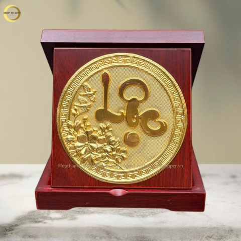 TRANH CHỮ LỘC THƯ PHÁP BẰNG ĐỒNG MẠ VÀNG 24K QUÀ TẶNG ĐỂ BÀN (KÍCH THƯỚC 16X16CM)