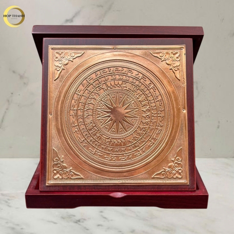 TRANH MẶT TRỐNG ĐỒNG BẰNG ĐỒNG ĐỎ - QUÀ TẶNG ĐỂ BÀN (KÍCH THƯỚC 24X24CM)