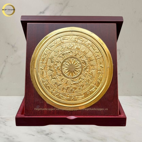 TRANH MẶT TRỐNG ĐỒNG BẰNG ĐỒNG DÁT VÀNG - QUÀ TẶNG ĐỂ BÀN (KÍCH THƯỚC 24X24CM)