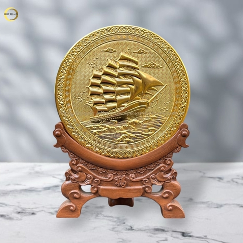 TRANH ĐĨA THUẬN BUỒM XUÔI GIÓ BẰNG ĐỒNG MẠ VÀNG 24K- ĐƯỜNG KÍNH 26CM