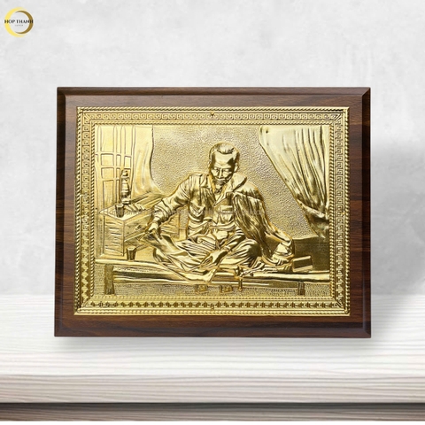 TRANH ĐỒNG BÁC HỒ TẠI HANG PÁC BÓ BẰNG ĐỒNG MẠ VÀNG 24K - KÍCH THƯỚC 20X25CM