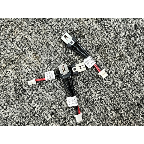 Cáp Sạc Lenovo Ideapad 320S-14Ikb 520S-14Ikb 520-14Ikb 330S-15Arr 5-1470 S340-15 S340-15Iil DC301010200 New