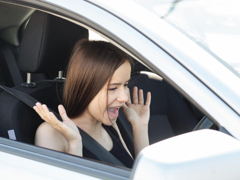 Thuê xe tự lái: Lái vui nhưng trả xe là ác mộng