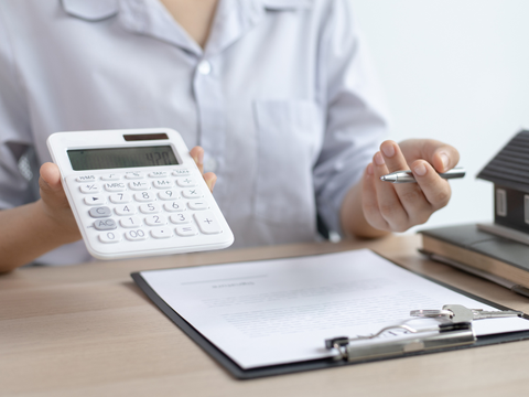 Tại sao bạn luôn thấy giá “từ 500k” nhưng chẳng ai thuê được?