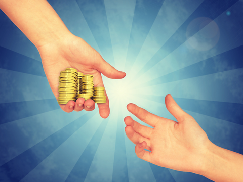 Sự Thật Về Xe Hoa: Đồ Đi Mượn Hay Biểu Tượng Của Sự Sang Trọng?