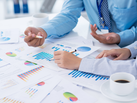 5 Lý Do Bạn Nên Cân Nhắc Trước Khi Chi Tiêu Vào Xe Cưới