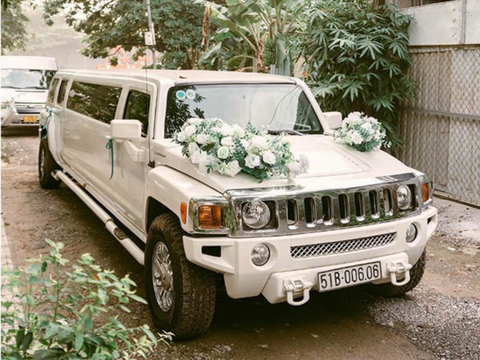 Thuê xe cưới Mercedes & đoàn xe đồng bộ: Timeline rước dâu, trang trí hoa & chính sách chờ minh bạch