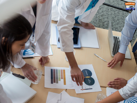 Tài Xế Xe Sang: Chuyên Nghiệp Hay Chảnh? Đánh Giá Thực Tế