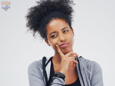 Thuê xe tự lái cuối tuần: Tại sao luôn ‘cháy xe’ và giá đội x2