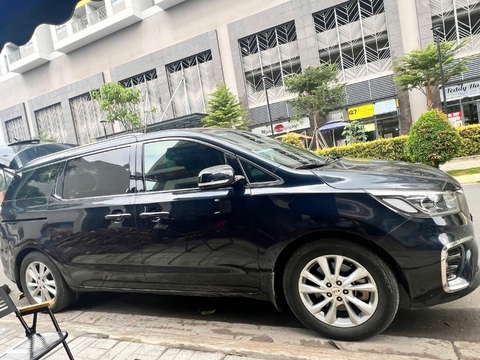 Thuê Xe Kia Sedona Có Tài Hoặc Tự Lái Tại Sài Gòn