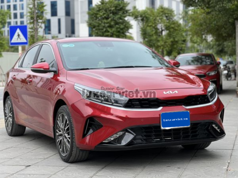 Thuê Xe Tự Lái Kia K3 4 Chỗ Màu Đỏ Tại Tp Quy Nhơn
