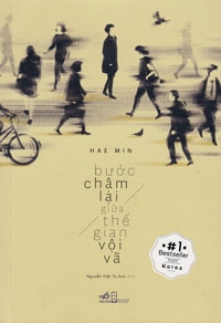 Bước Chậm Lại Giữa Thế Gian Vội Vã