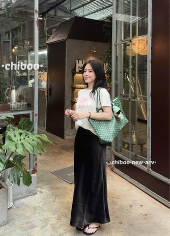Chân váy dài lụa xước 8899