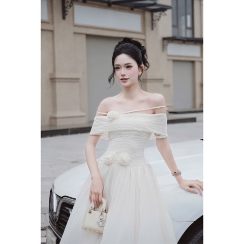 Đầm thiết kế trễ vai xoè bồng