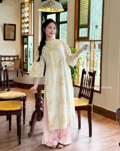 Áo dài loang thêu hoa nút đôi