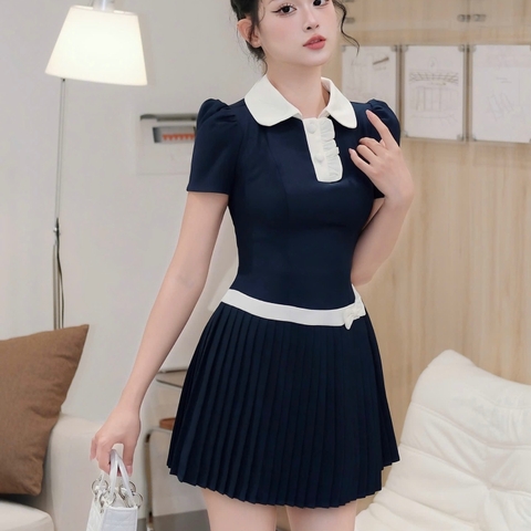 Đầm cổ sen xếp li bèo 2 cúc tay ngắn