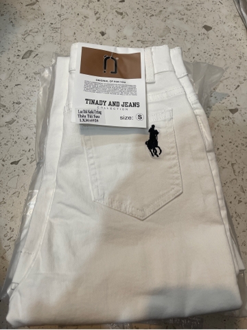 Loe dài kaki trắng