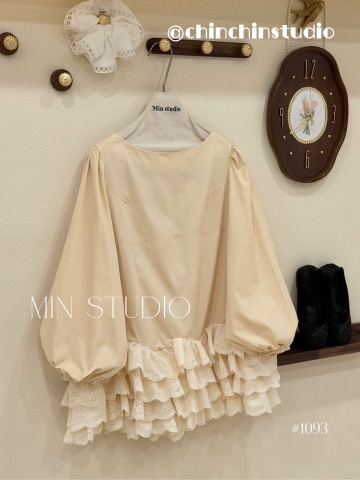 Đầm tay phồng phối ren tầng