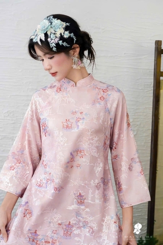 Áo dài cách tân tơ thêu thuỷ mặc tà dài