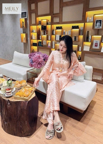 Đồ lam nút bọc cổ tròn