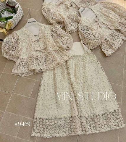 Set ren hoa nhí 2 nơ trước ngực