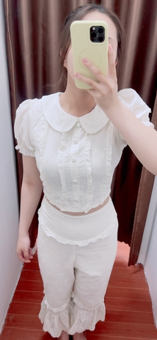 Set hoa nhí cổ tròn nút bọc