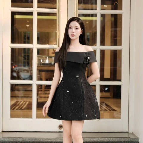 Đầm thiết kế trễ vai dáng xòe