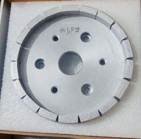 Bát mài Cạnh Gạch lỗ 30 Bạc