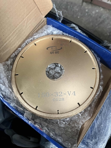 Kẻ Chỉ Chữ V kim loại 150 V4 lỗ 32