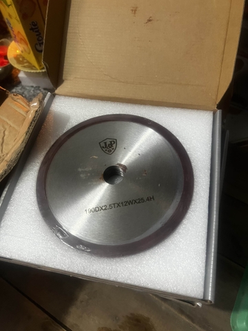 Kẻ chỉ me nhựa 190 x25,4x 2,2