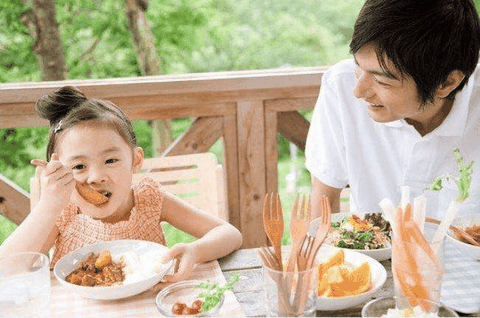 Chế độ ăn uống hợp lý ngày hè cho trẻ