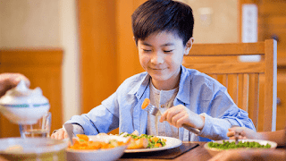 Đặc điểm và nhu cầu dinh dưỡng của trẻ từ 11-14 tuổi