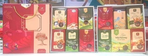 Sét quà gồm măng, miến, mộc nhĩ, nấm hương, lạc đỏ, gạo nếp