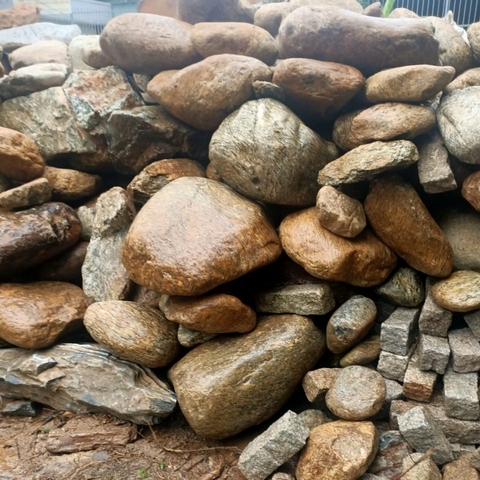 Đá Bazan Trang Trí Hồ Koi