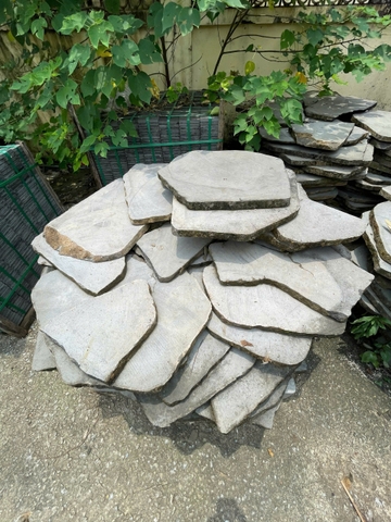 Đá lát sân vườn