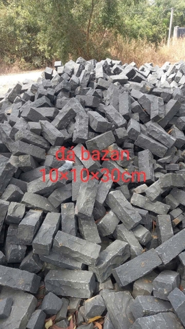 Đá cubic bazan đen chẻ tay