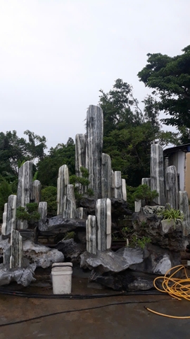 Cảnh quan hồ Koi