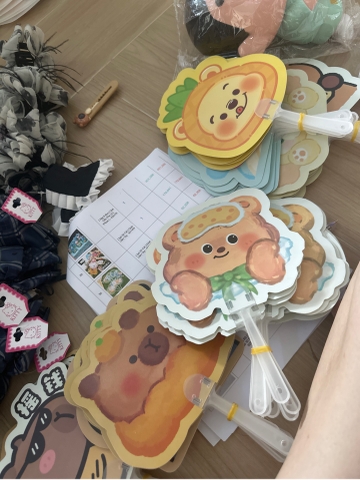 Quạt Cầm Tay Hình Thú