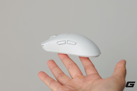 Trải nghiệm Sabre V2 Pro: Chuột siêu nhẹ đầu tiên của Corsair, tần số phản hồi 8.000Hz mà cân nặng chỉ như hộp AirPods 4