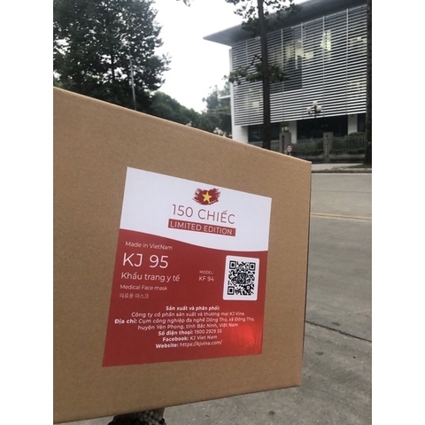 100 chiếc khẩu trang KJ95 Hàn Quốc in cờ bóng đá, cản bụi cản nắng gió mưa siêu tốt và ôm mặt